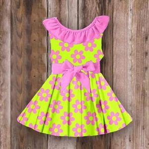 NEW RETRO FLOWER POWER DRESS
